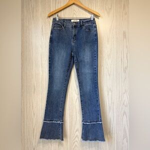 Charlie B Bootcut Jeans Frayed Hem Dark Wash Size 4 NWOT